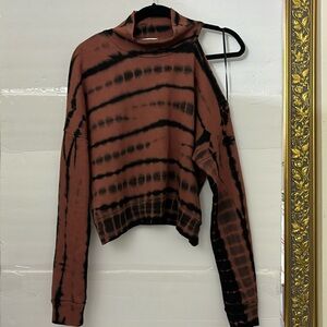 Lamade long sleeve top